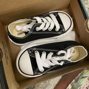 Baby converse size 5c